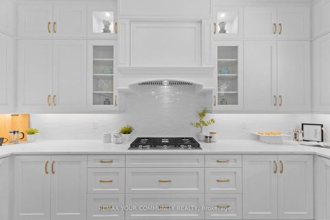 Photo 10 at 5 Phila Lane, Aurora Estates, Aurora