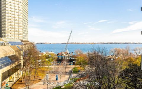 Photo 32 at 837 - 33 Harbour Square, Waterfront Communities C1, Toronto