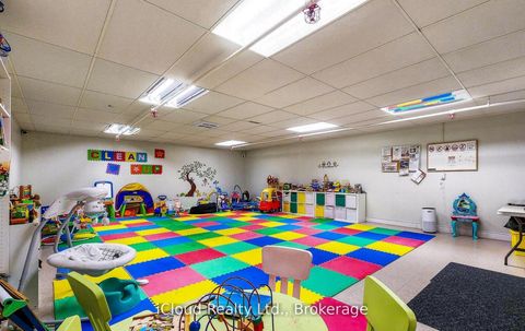 Photo 38 at 837 - 33 Harbour Square, Waterfront Communities C1, Toronto