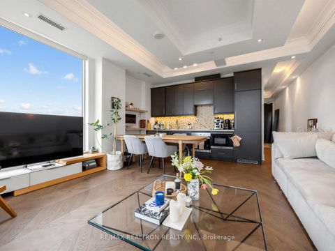 Photo 13 at 914 - 23 Glebe Road W, Eglinton, Toronto