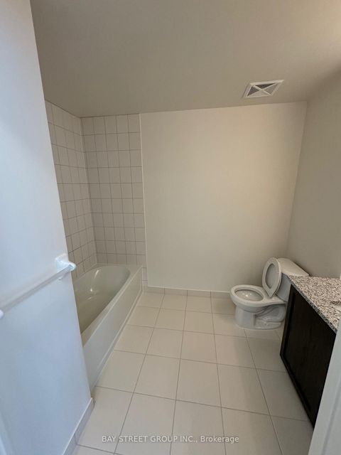 Photo 8 at 1006 - 4955 Yonge Street, Willowdale East, Toronto