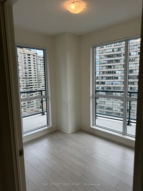 Photo 14 at 1006 - 4955 Yonge Street, Willowdale East, Toronto