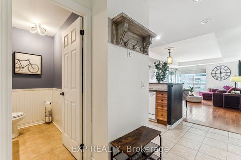 Photo 5 at 604 - 6 Toronto Street, City Centre, Barrie