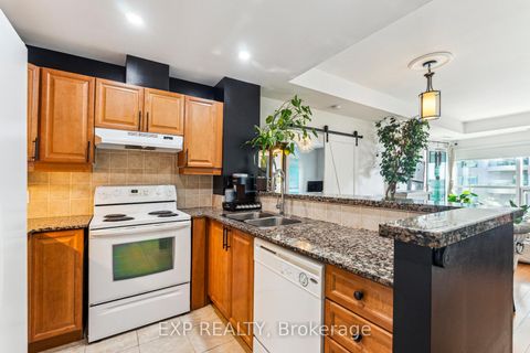 Photo 6 at 604 - 6 Toronto Street, City Centre, Barrie