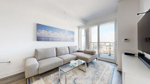 Photo 2 at 626 - 100 Eagle Rock Way, Rural Vaughan, Vaughan