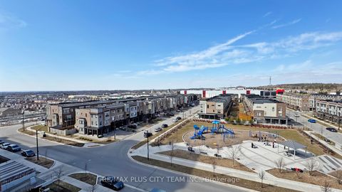 Photo 18 at 626 - 100 Eagle Rock Way, Rural Vaughan, Vaughan