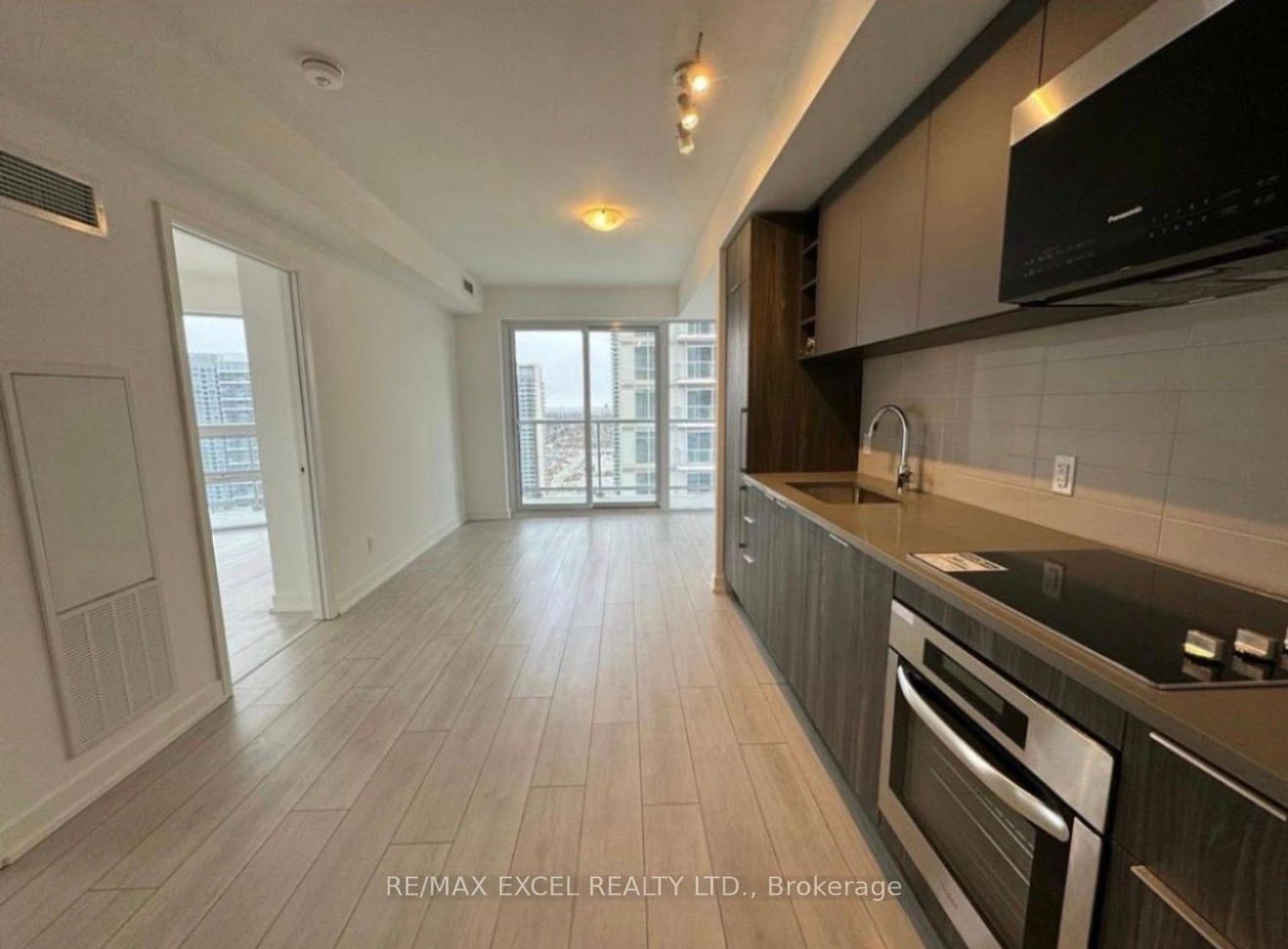 3121 - 2031 Kennedy Road, Malvern West, Toronto photo number 2