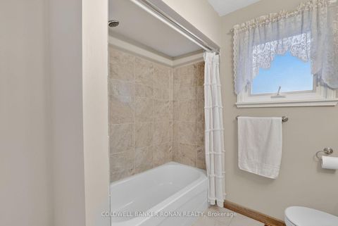 Photo 21 at 56 Lakeland Crescent, Oak Ridges Lake Wilcox, Richmond Hill