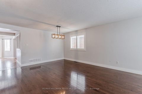 Photo 2 at 81 Sproule Drive, Edgehill Drive, Barrie