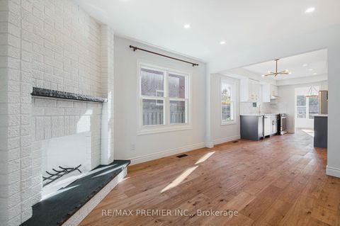 Photo 4 at 23 Sunbird Boulevard, Keswick North, Georgina