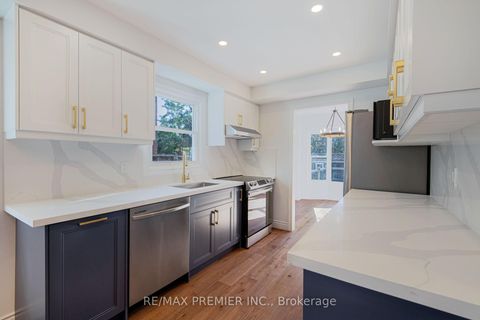 Photo 7 at 23 Sunbird Boulevard, Keswick North, Georgina