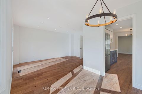 Photo 11 at 23 Sunbird Boulevard, Keswick North, Georgina