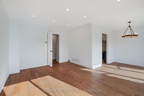 Photo 12 at 23 Sunbird Boulevard, Keswick North, Georgina