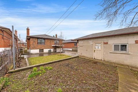 Photo 31 at 1144 Glengrove Avenue, Glen Park, Toronto