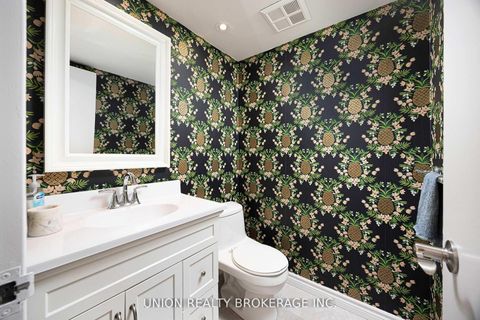 Photo 17 at 505 - 95 Lombard Street, Yonge Corridor, Toronto