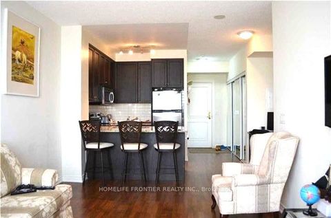 Photo 5 at 514 - 9245 Jane Street, Maple, Vaughan