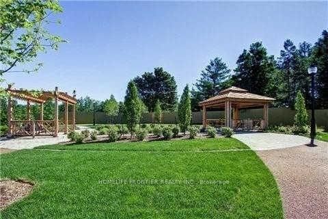 Photo 14 at 514 - 9245 Jane Street, Maple, Vaughan