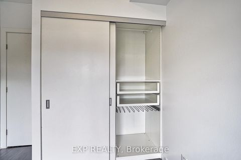 Photo 7 at 209 - 223 St Clair Avenue W, Casa Loma, Toronto