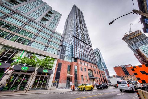 Photo 1 at 2010 - 88 Blue Jays Way, Waterfront Communities C1, Toronto
