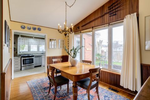 Photo 11 at 32 Benprice Court, Woburn, Toronto