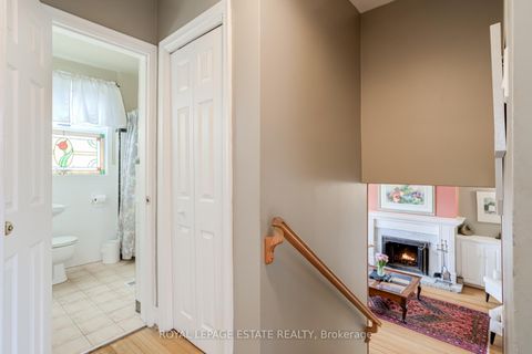 Photo 16 at 32 Benprice Court, Woburn, Toronto