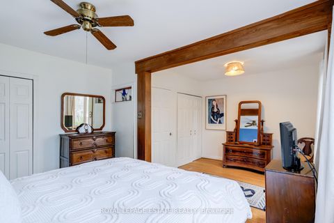 Photo 19 at 32 Benprice Court, Woburn, Toronto