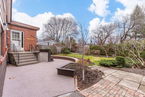 Photo 31 at 32 Benprice Court, Woburn, Toronto