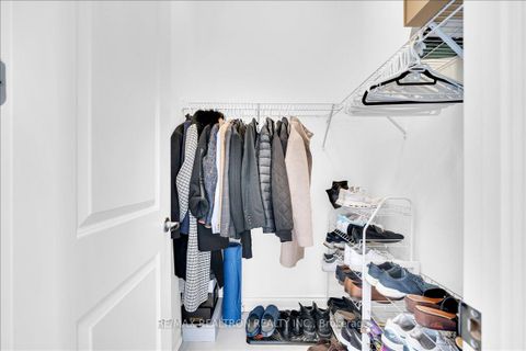 Photo 4 at 157 Prairie Rose Drive, Rural Richmond Hill, Richmond Hill