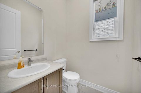 Photo 5 at 157 Prairie Rose Drive, Rural Richmond Hill, Richmond Hill