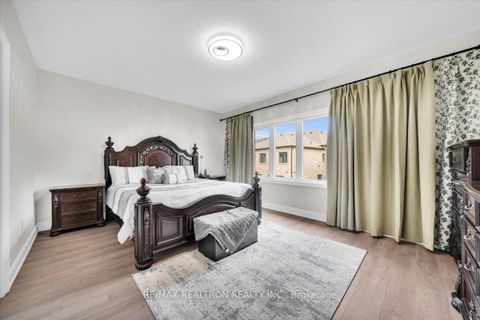 Photo 18 at 157 Prairie Rose Drive, Rural Richmond Hill, Richmond Hill