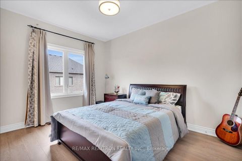 Photo 23 at 157 Prairie Rose Drive, Rural Richmond Hill, Richmond Hill