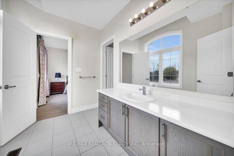 Photo 31 at 157 Prairie Rose Drive, Rural Richmond Hill, Richmond Hill