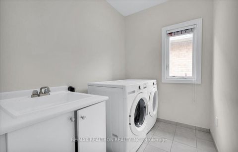 Photo 34 at 157 Prairie Rose Drive, Rural Richmond Hill, Richmond Hill