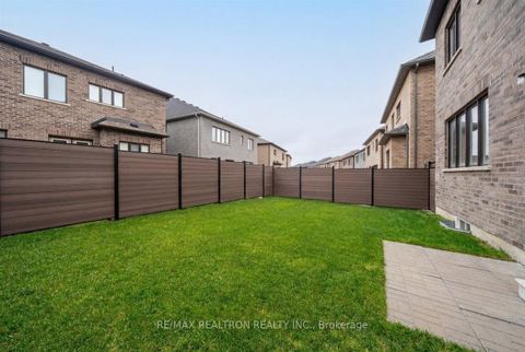 Photo 36 at 157 Prairie Rose Drive, Rural Richmond Hill, Richmond Hill