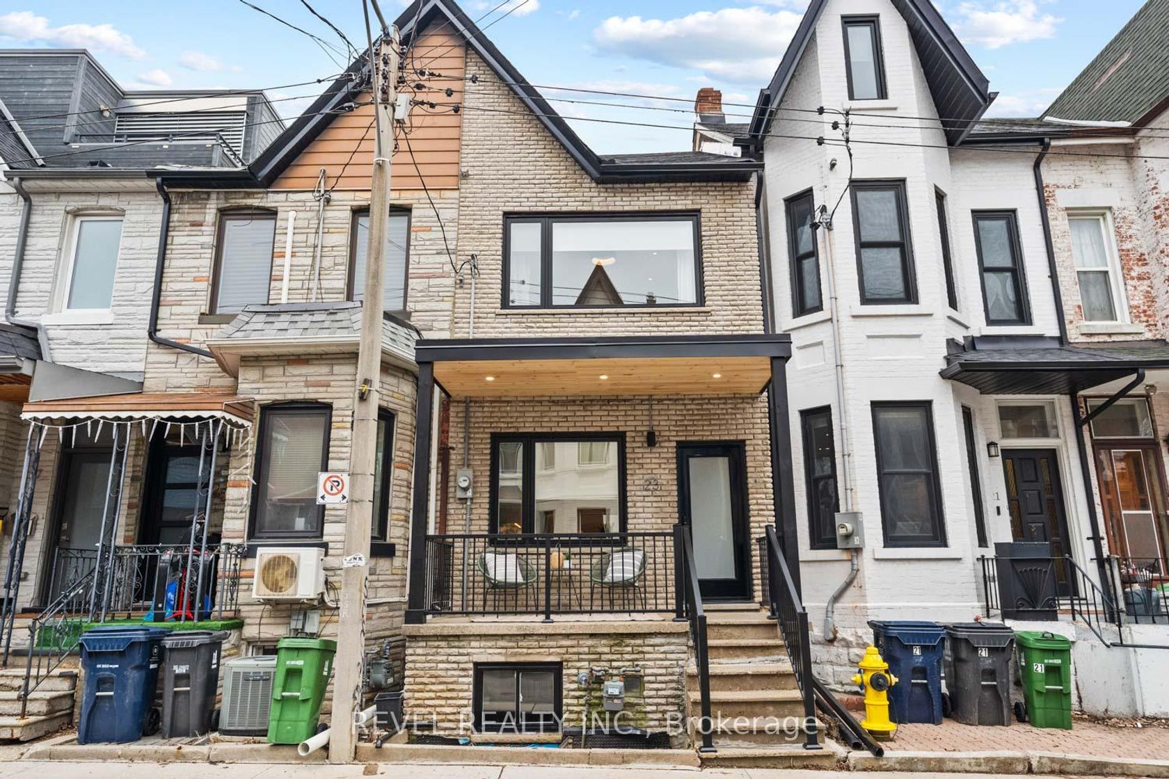 23 Manning Avenue, Bellwoods, Toronto photo number 2