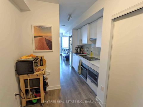 Photo 16 at 3501 - 99 Broadway Avenue, Mount Pleasant West, Toronto
