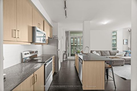 Photo 3 at 1206 - 1486 Bathurst Street, Cedarvale, Toronto