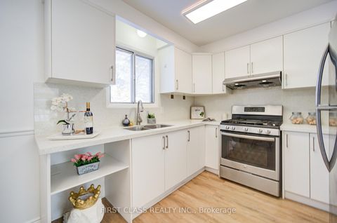 Photo 11 at 200 Mcnicoll Avenue, Hillcrest Village, Toronto