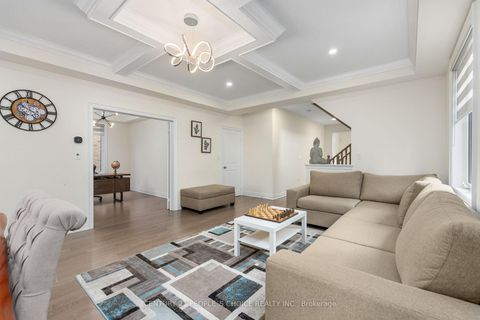 Photo 4 at 64 Coldwell Bay Circle, Kleinburg, Vaughan