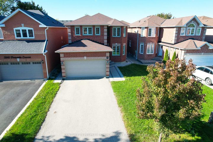 Photo 0 at 3841 Periwinkle Crescent, Lisgar, Mississauga