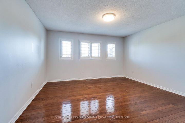 Photo 29 at 3841 Periwinkle Crescent, Lisgar, Mississauga