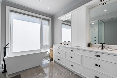 Photo 25 at 71 Yorkview Drive, Willowdale West, Toronto