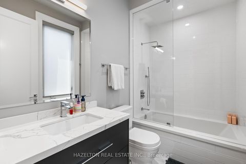 Photo 28 at 71 Yorkview Drive, Willowdale West, Toronto