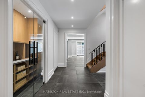 Photo 33 at 71 Yorkview Drive, Willowdale West, Toronto