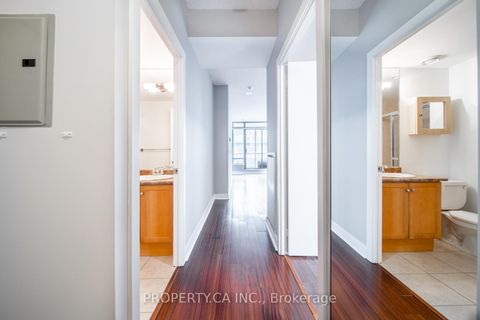 Photo 1 at 1314 - 438 King Street W, Waterfront Communities C1, Toronto