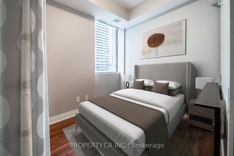 Photo 6 at 1314 - 438 King Street W, Waterfront Communities C1, Toronto