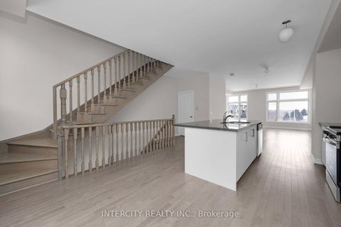 Photo 10 at 16 Radisson Street, Elder Mills, Vaughan