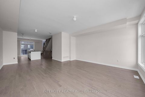 Photo 16 at 16 Radisson Street, Elder Mills, Vaughan