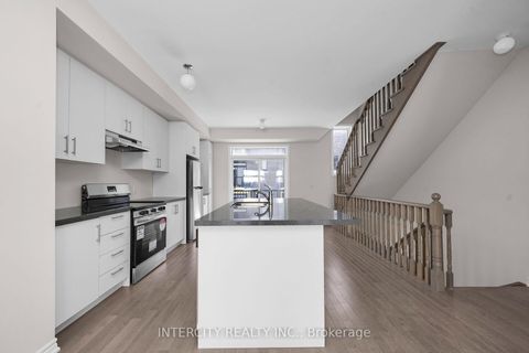 Photo 17 at 16 Radisson Street, Elder Mills, Vaughan