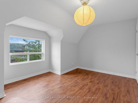 Photo 19 at 276 Grace Street, Little Italy, Toronto